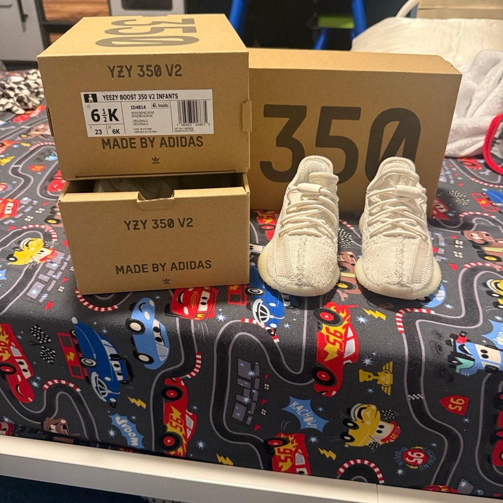 Adidas Kids Yeezy Boost 350 V2 - White
